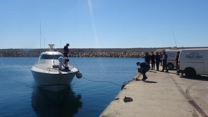 GÜNCELLEME - Ayvacık açıklarında düzensiz göçmenlerin bulunduğu bot battı, 6 kişi öldü G5