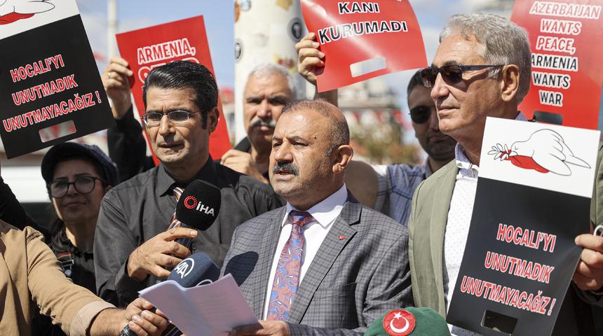 İSTAD &uuml;yeleri Ermenistan'ın Azerbaycan'a y&ouml;nelik saldırılarına ilişkin a&ccedil;ıklama yaptı