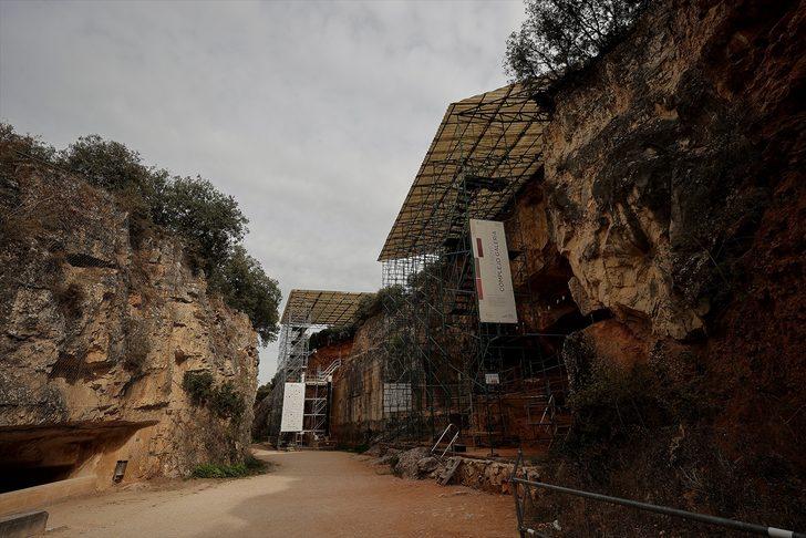 Tüm doğruları yıktı geçti! 1.4 milyon yıl yaşında insan fosili bulundu G2