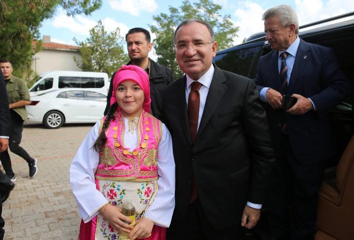 Adalet Bakanı Bozdağ AK Parti Yenifakılı İlçe Danışma Meclisi Toplantısı'nda konuştu: G1