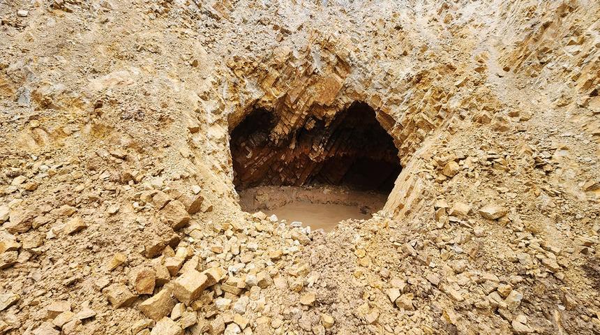 Yol yapım kazısında tesadüfen bulundu! Alandaki çalışmalar durduruldu, ekipler sevk edildi...