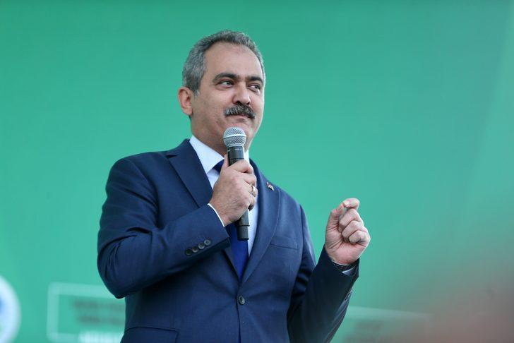 Bakanlar Özer ve Kasapoğlu, Sakarya'da toplu açılış törenine katıldı G4