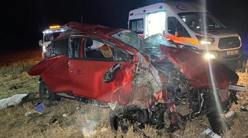 Çankırı'da korkunç kaza! Otomobil şarampole yuvarlandı... Biri bebek üç kişi hayatını kaybetti