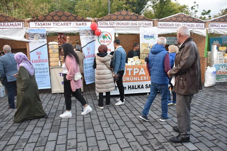 Türkiye'nin yöresel peynirleri Kars'taki festivalde tanıtıldı G4