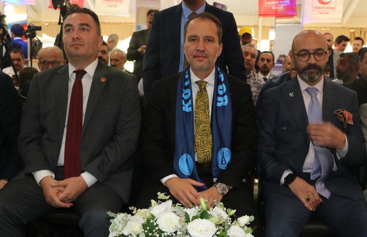 Yeniden Refah Partisi Genel Başkanı Erbakan, Kütahya'da partisinin il kongresine katıldı G4