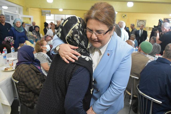 Bakan Yanık, Malatya'da huzurevi ve çocuk evleri sakinlerini ziyaret etti: G2