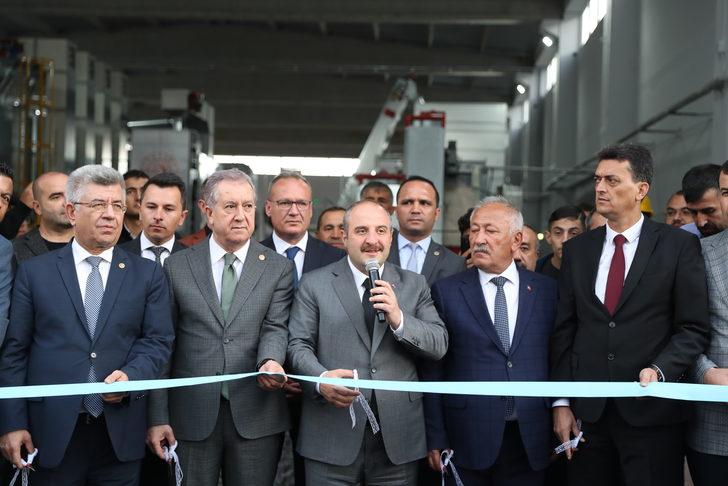 Bakan Varank, Kahramanmaraş'ta ceviz işleme ve paketleme tesisi açılışına katıldı: G2