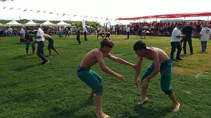 Adana'da 6. İsmet Atlı Karakucak Güreşleri düzenlendi G5