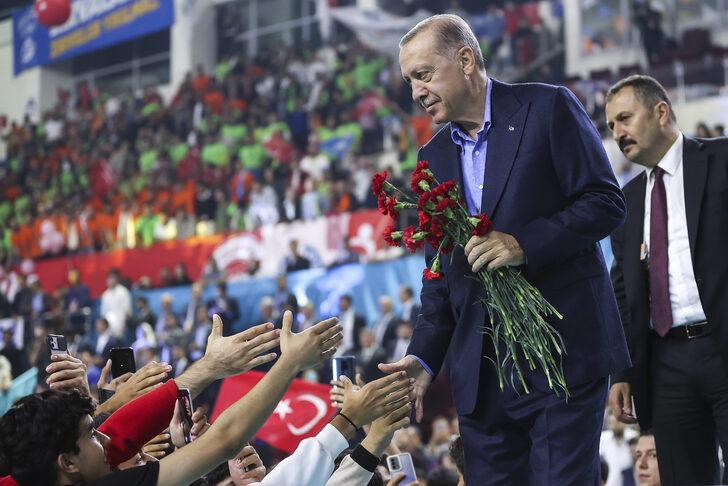 Cumhurbaşkanı Erdoğan, "İlk Oyum Erdoğan'a, İlk Oyum AK Parti'ye Gençlik Buluşması"nda konuştu: (1) G4