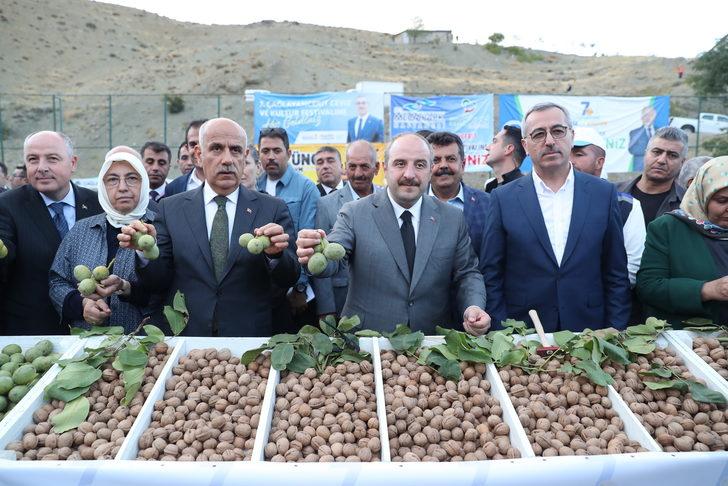 Bakanlar Varank ve Kirişci, Kahramanmaraş'ta ceviz ve kültür festivaline katıldı G2