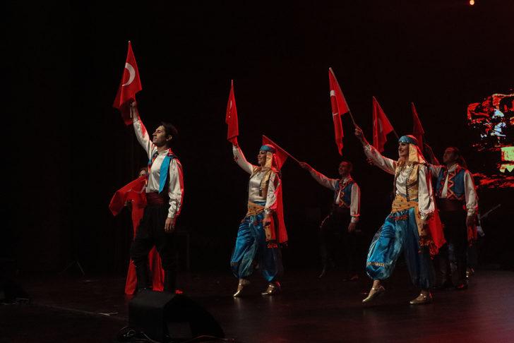 Akşener, Mersin'de "Ben Kadınım Umudun Adıyım" programında konuştu: G1