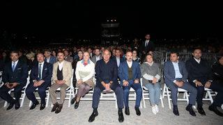 Kültür ve Turizm Bakanı Ersoy, Senfoni ile Neşet Ertaş Türküleri konserini izledi