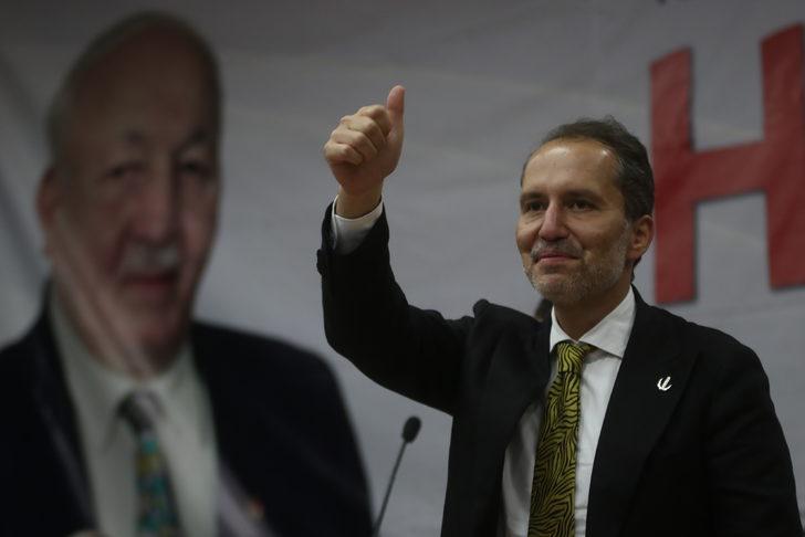 Yeniden Refah Partisi Genel Başkanı Erbakan, Yalova'da partisinin il kongresine katıldı G3