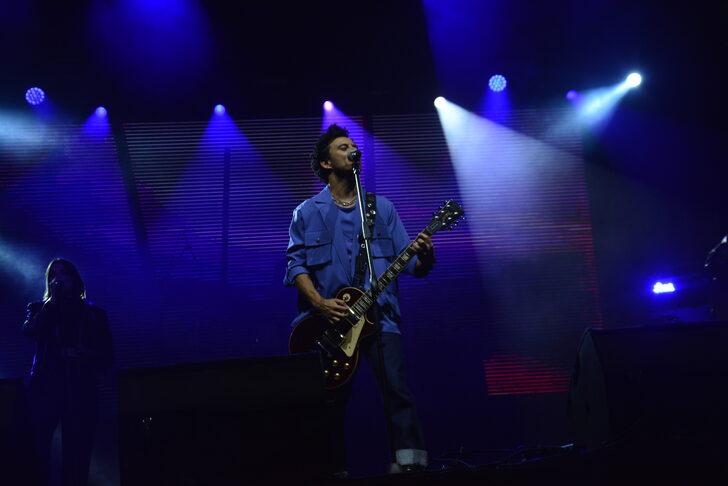 Bursa Gastronomi Festivali'nde şarkıcı Buray sahne aldı G2