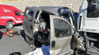 Kafa kafaya çarpıştılar! Ortalık can pazarına döndü: Çok sayıda can kaybı var