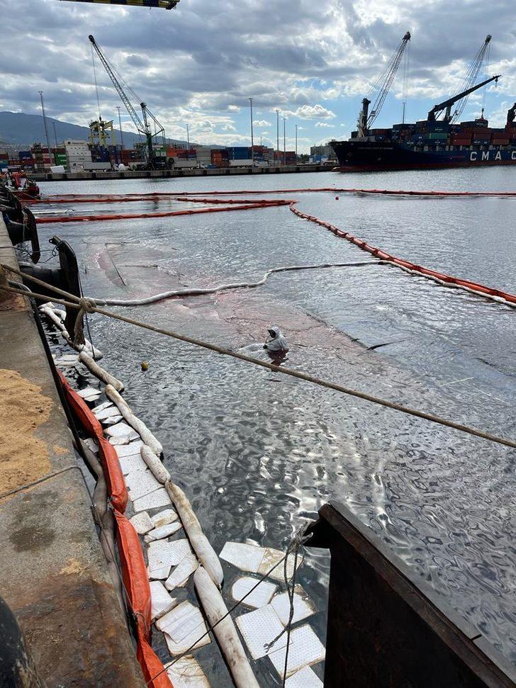 İskenderun Limanı'nda batan gemideki 63 ton yakıt boşaltıldı G2