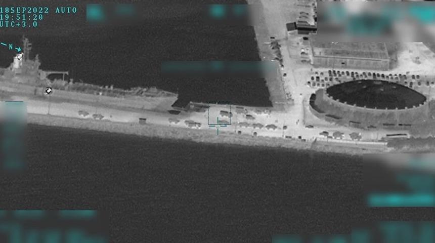 Yunanistan'dan Adalara hukuka aykırı zırhlı araç sevkiyatı