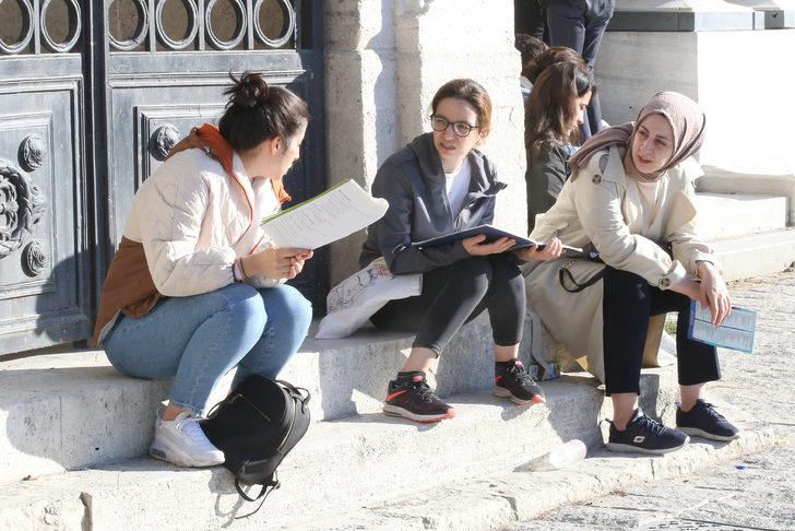 İstanbul'da KPSS Alan Bilgisi üçüncü oturumu başladı G5