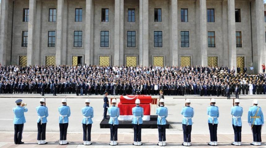 Demirel için kurulan 'dokuzuncu büro' kapandı