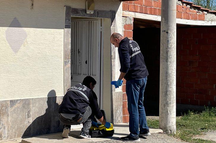 Eskişehir'de evde çıkan silahlı kavgada 2 kişi öldü G1