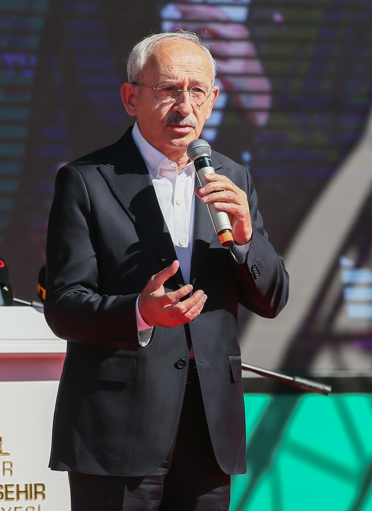 Kılı&ccedil;daroğlu, İzmir'de atık d&ouml;n&uuml;ş&uuml;m tesisinin a&ccedil;ılışını yaptı