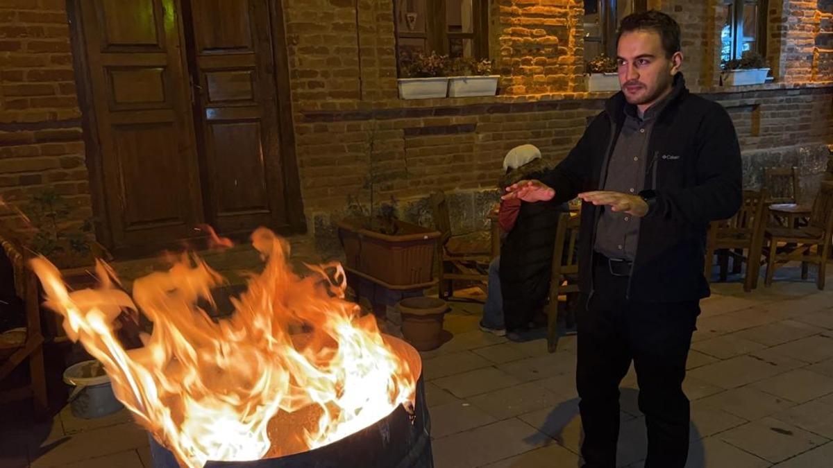 Kars'ta soğuk havanın ardından sobalar yanmaya başladı