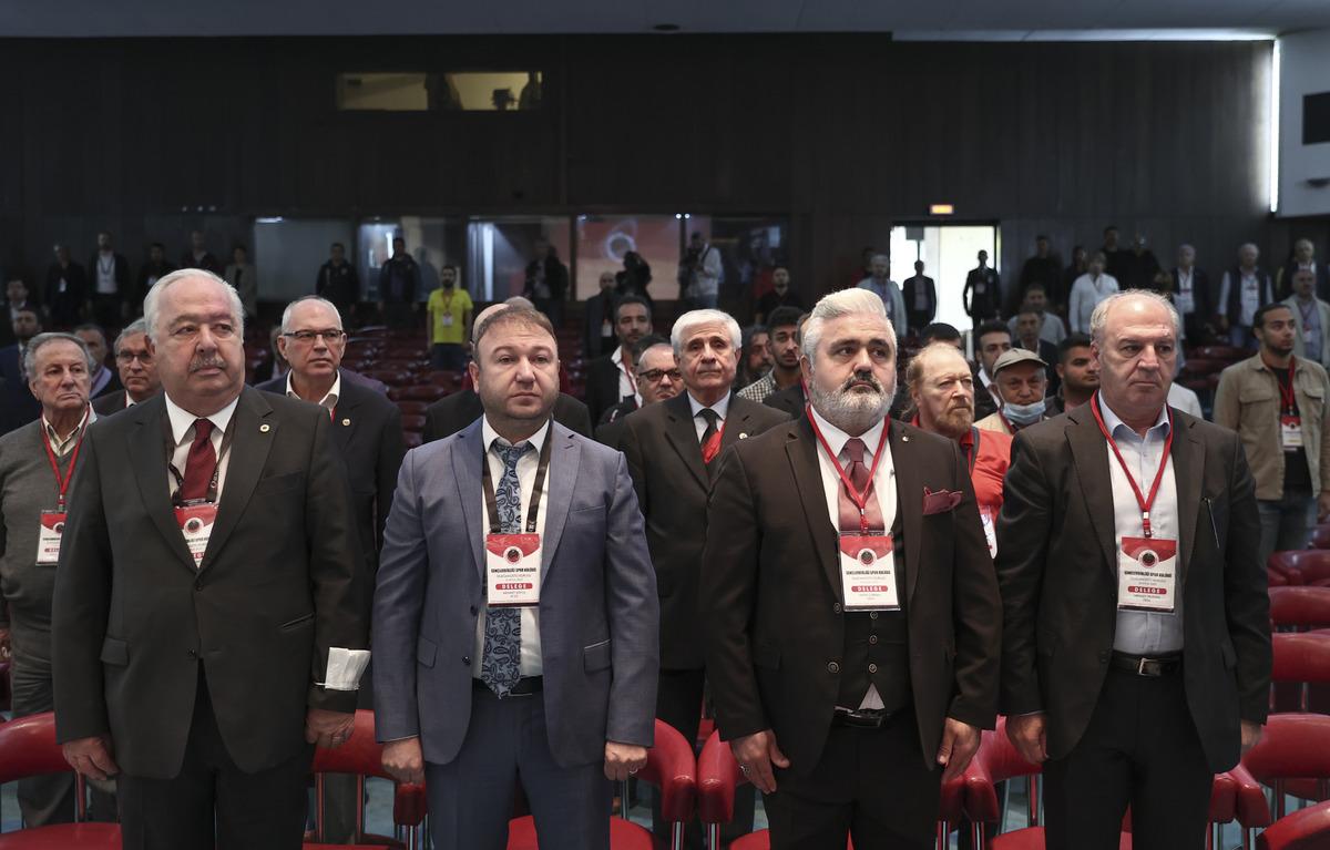 Gen&ccedil;lerbirliği Kul&uuml;b&uuml;n&uuml;n yeni başkanı Niyazi Akdaş oldu