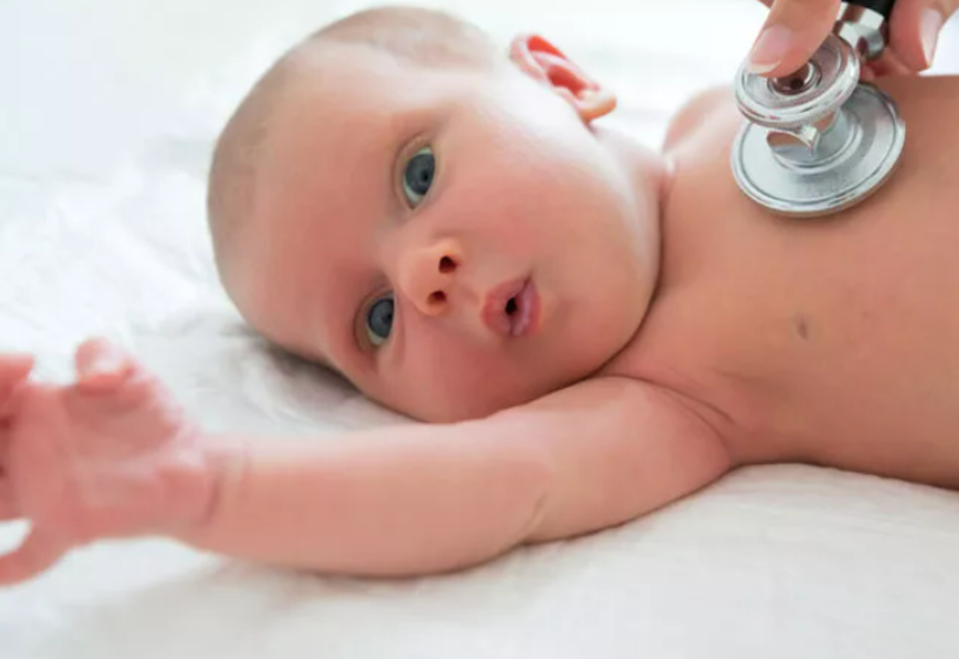 Tespiti &ccedil;ok zor olabiliyor! &Ccedil;ocuklarda g&ouml;r&uuml;len kalp hastalıkları belirtileri &ouml;nem taşıyor