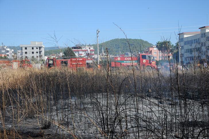 Antalya'da otluk alanda çıkan yangın kontrol altına alındı G2