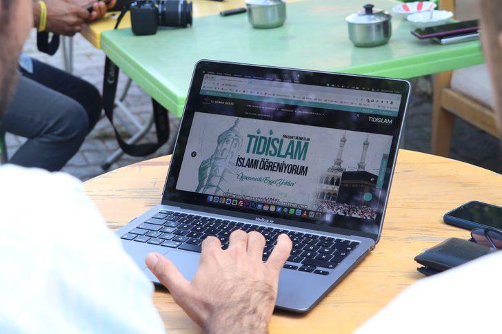 Batman'da işitme engelli bireyler işaret diliyle İslam'ı öğreniyor G2