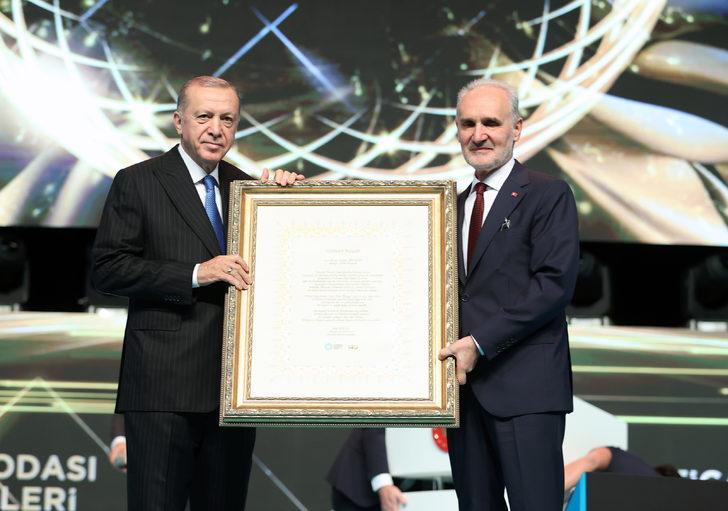 Cumhurbaşkanı Erdoğan, İTO 140. Yıl Özel Ödülleri Töreni'nde konuştu: (1) G1