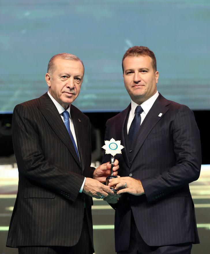 Cumhurbaşkanı Erdoğan, İTO 140. Yıl Özel Ödülleri Töreni'nde konuştu: (1) G3