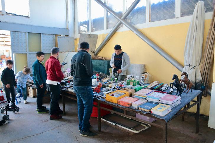 Bolu'daki antika ve sanat pazarı meraklılarını bir araya getiriyor G1