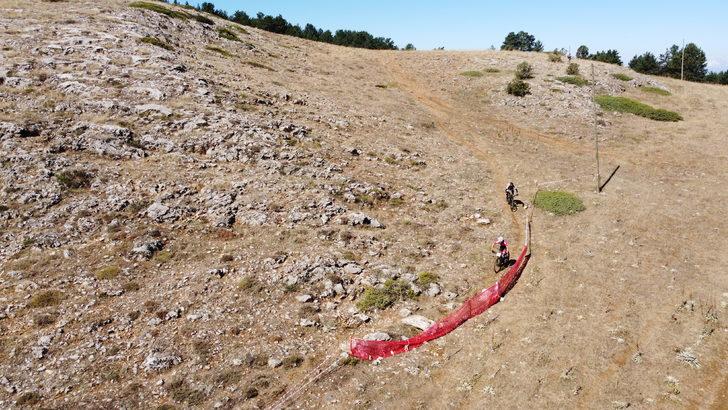Erzincan'da "Dumanlı MTB Cup/XCO Dağ Bisikleti Yarışları" düzenlendi G2