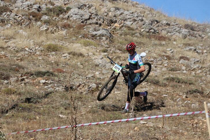 Erzincan'da "Dumanlı MTB Cup/XCO Dağ Bisikleti Yarışları" düzenlendi G5