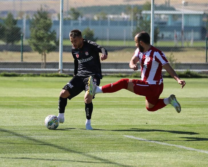 Futbol: Hazırlık maçı G3