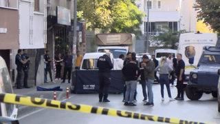 Yıllar önceki paylaşımı ortaya çıktı! Bağcılar'daki vahşi cinayetin her detayı kan dondurdu: Annesinin kafasını kesip balkondan attı... Korkunç anlar kamerada