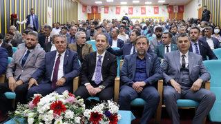 Yeniden Refah Partisi Genel Başkanı Erbakan, Ağrı'da partisinin il kongresinde konuştu: