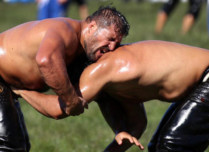 Yuntdağı Yağlı Güreşleri'nde başpehlivan Hüseyin Gümüşalan oldu G4