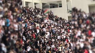 Sosyal medya çalkalanıyor: Amedspor-Bursaspor maçında olay üstüne olay! Terör örgütüne ait paçavralar...