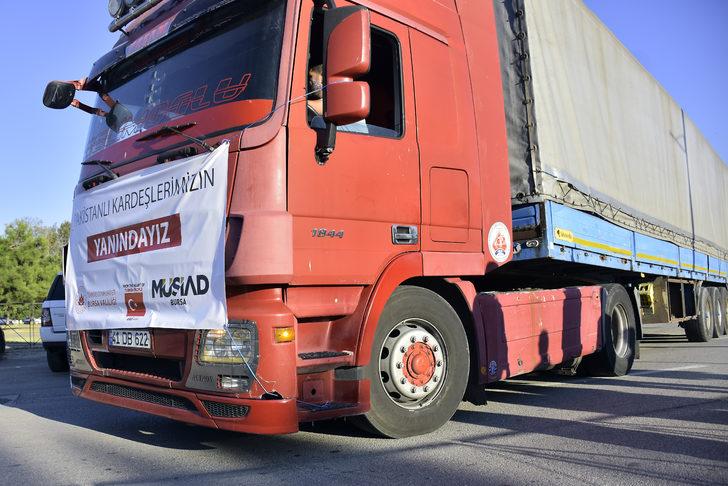 Bursa'dan Pakistan'a insani yardım malzemesi gönderildi G5