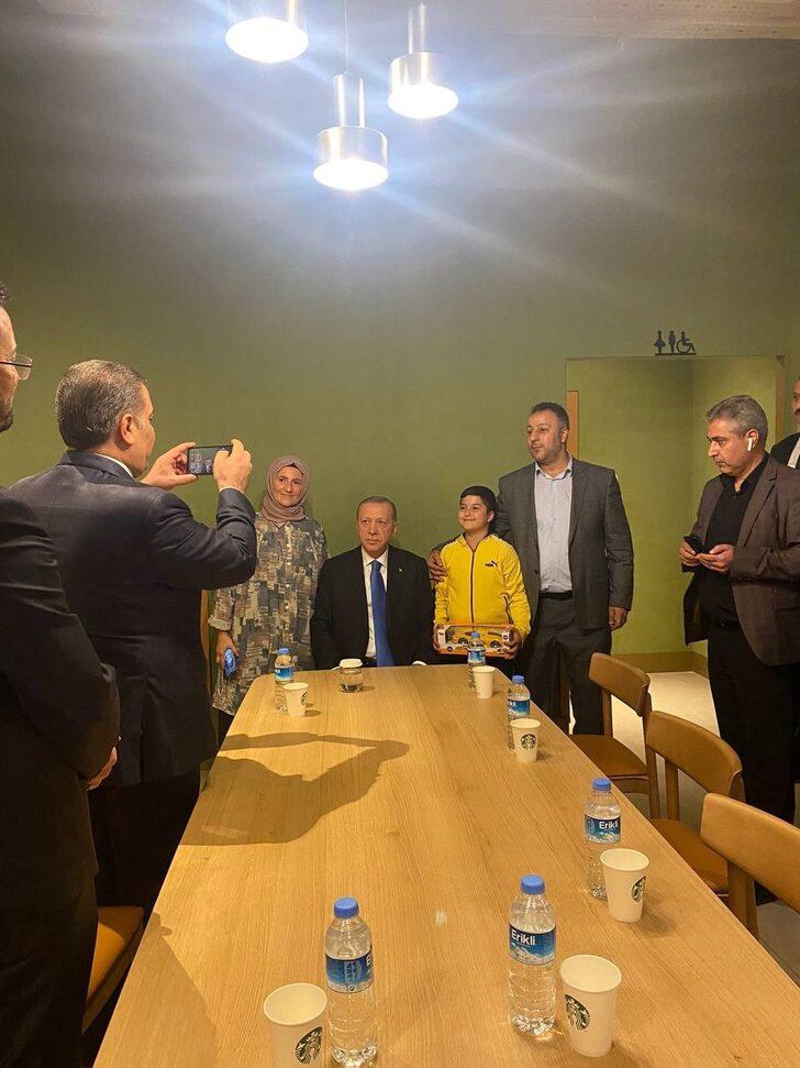 Cumhurbaşkanı Erdoğan, Başakşehir Çam ve Sakura Şehir Hastanesi'ni ziyaret etti G3