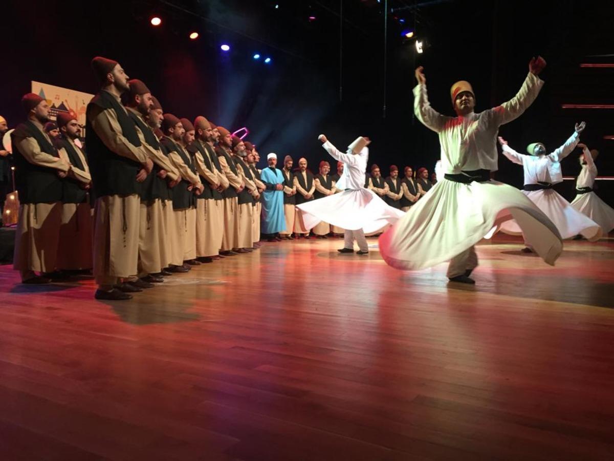 "19. Uluslararası Konya Mistik M&uuml;zik Festivali" d&ouml;rd&uuml;nc&uuml; g&uuml;n&uuml;nde s&uuml;rd&uuml;