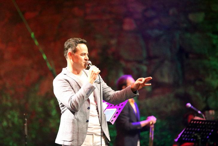 Alanya Caz Günleri'nde Önder Focan ve Barbaros sahne aldı G4