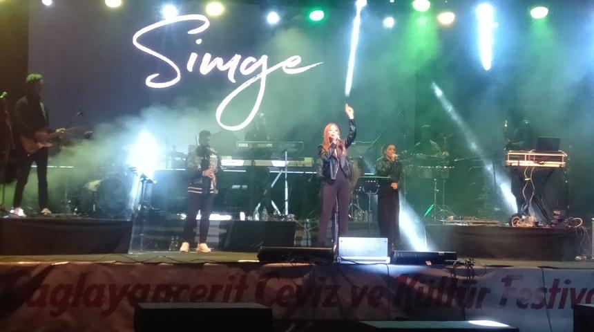 7. Çağlayancerit Ceviz ve Kültür Festivali, Simge Sağın konseriyle sona erdi