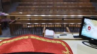 'Kocam hem cimri hem ter kokuyor' dedi, boşanma davası açıp tazminat istedi! Böyle boşanma davası görülmedi