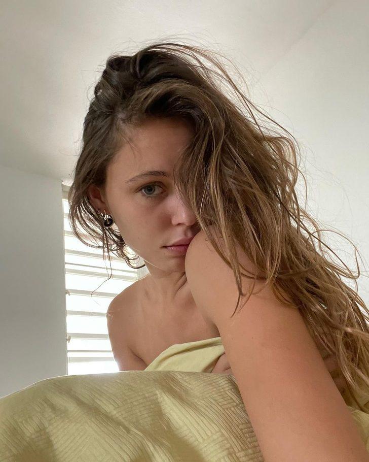 Babasının düğününde sağdıcıyla birlikte oldu! ''Haberi yok'' G3