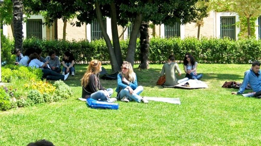 DGS başvuruları bug&uuml;n sona eriyor