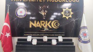 Van'da 5 kilo 632 gram sentetik uyuşturucu ele geçirildi