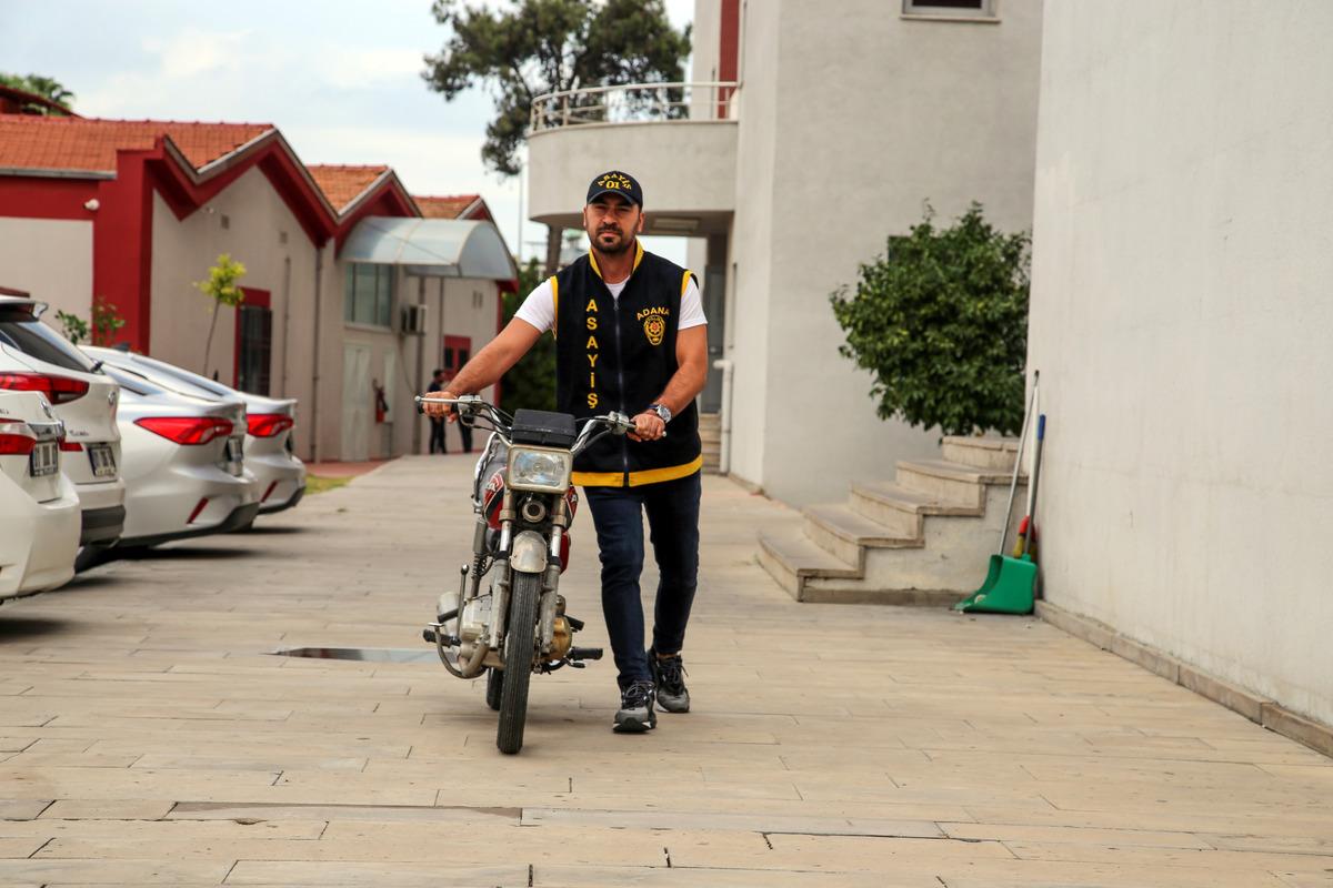 Adana'da motosiklet &ccedil;alan 2 ş&uuml;pheli tutuklandı